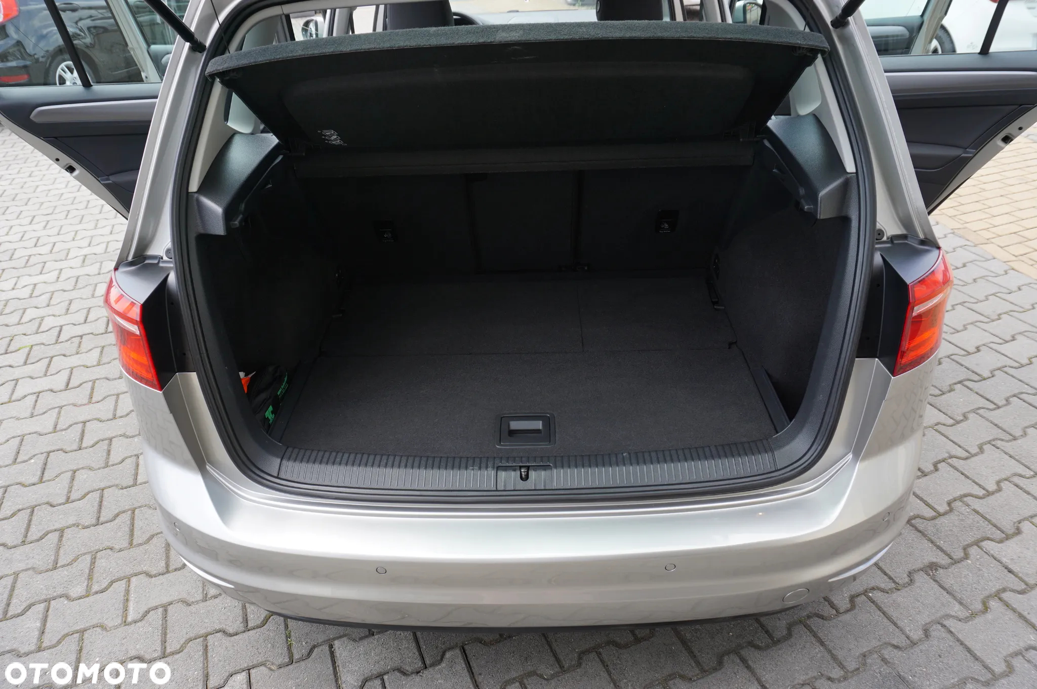 Volkswagen Golf Sportsvan 1.2 TSI BlueMotion Technology Lounge - 34