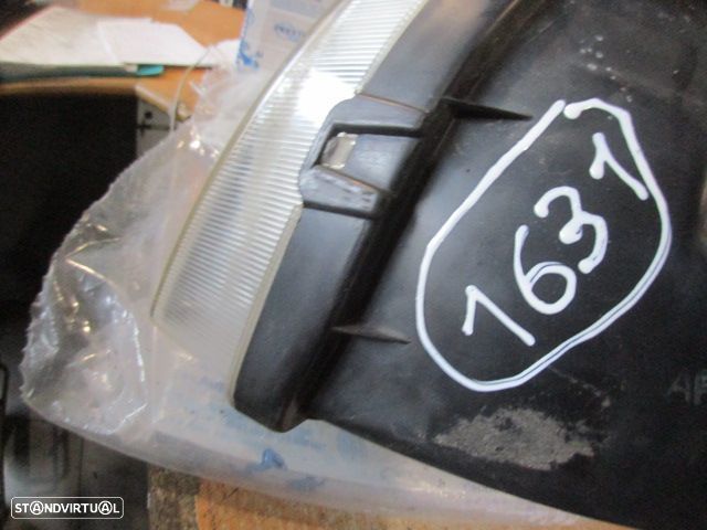 Farol Far1631 HYUNDAI MATRIX FASE 1 2006 1.5CRDI 102CV 5P PRETO DRT H7 + H1 Apoio Danificado - 4
