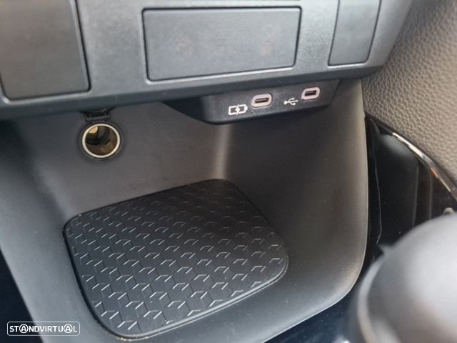 Toyota Yaris 1.5 HDF Comfort - 24
