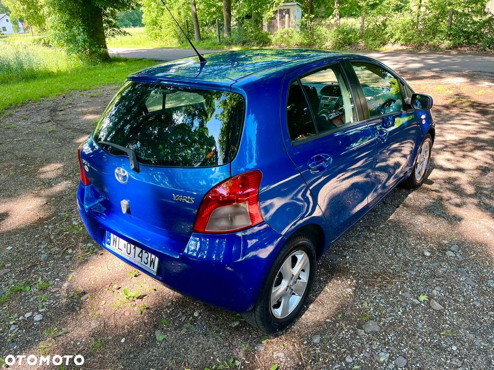 Toyota Yaris 1.3 Luna Hit - 16