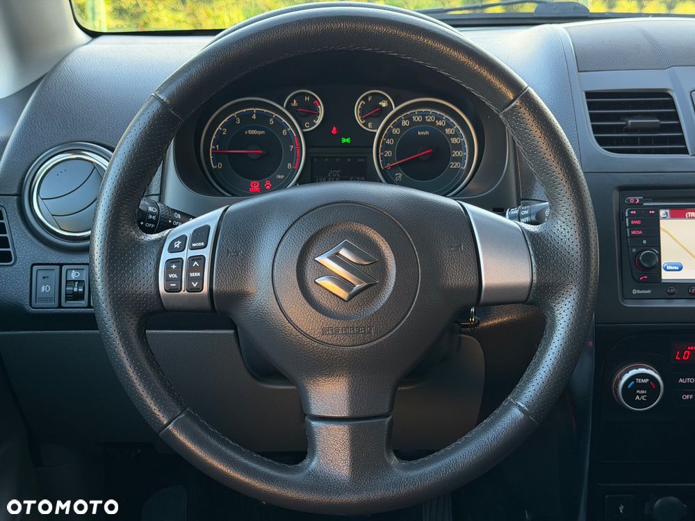 Suzuki SX4 1.6 VVT 4x4 Style - 20