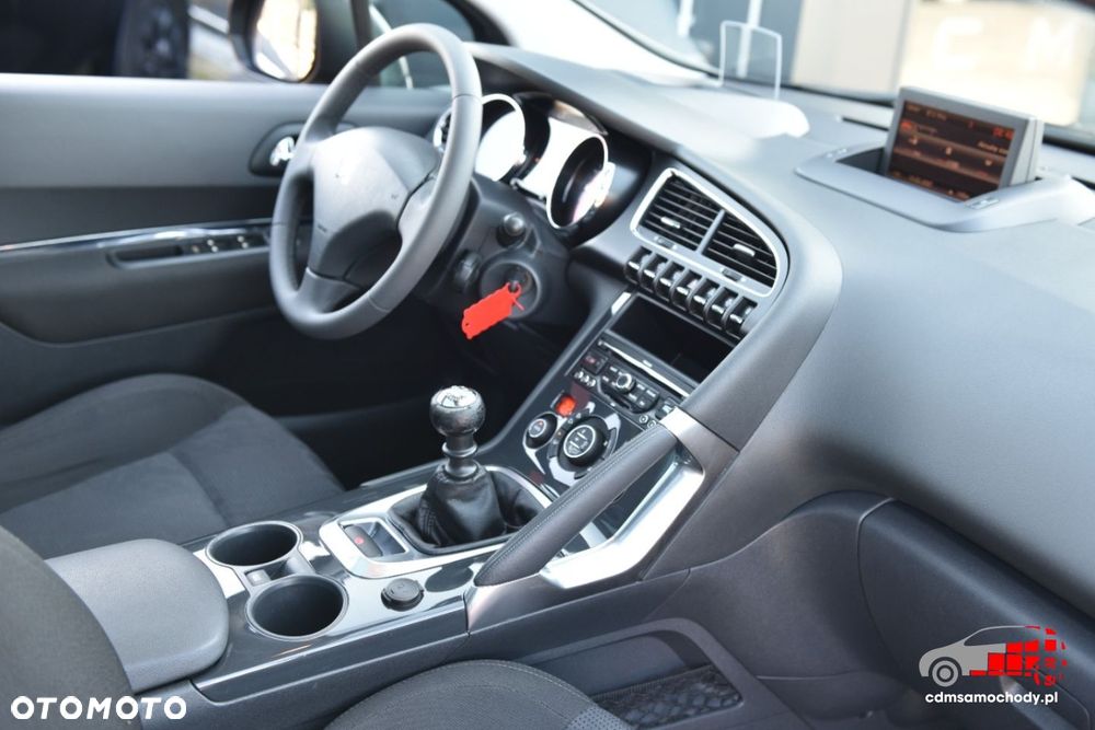 Peugeot 3008 - 23