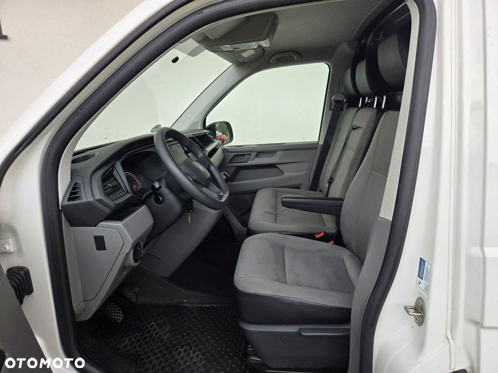 Volkswagen Transporter - 8