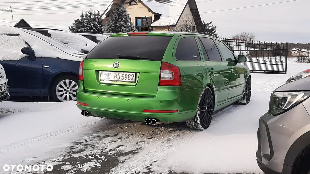 Skoda Octavia 2.0 TSI DSG RS - 3