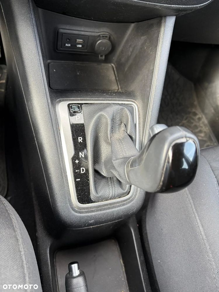 Hyundai ix20 1.6 Classic + - 10