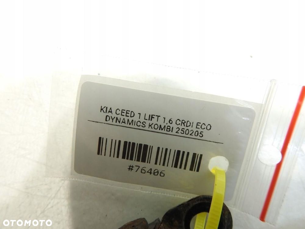 PODPORA MASKI KIA CEED I LIFT - 4