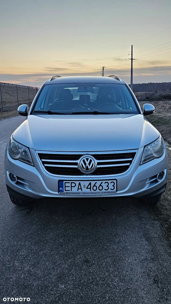 Volkswagen Tiguan - 8