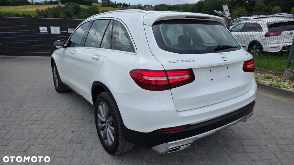 Mercedes-Benz GLC 250 d 4-Matic - 6