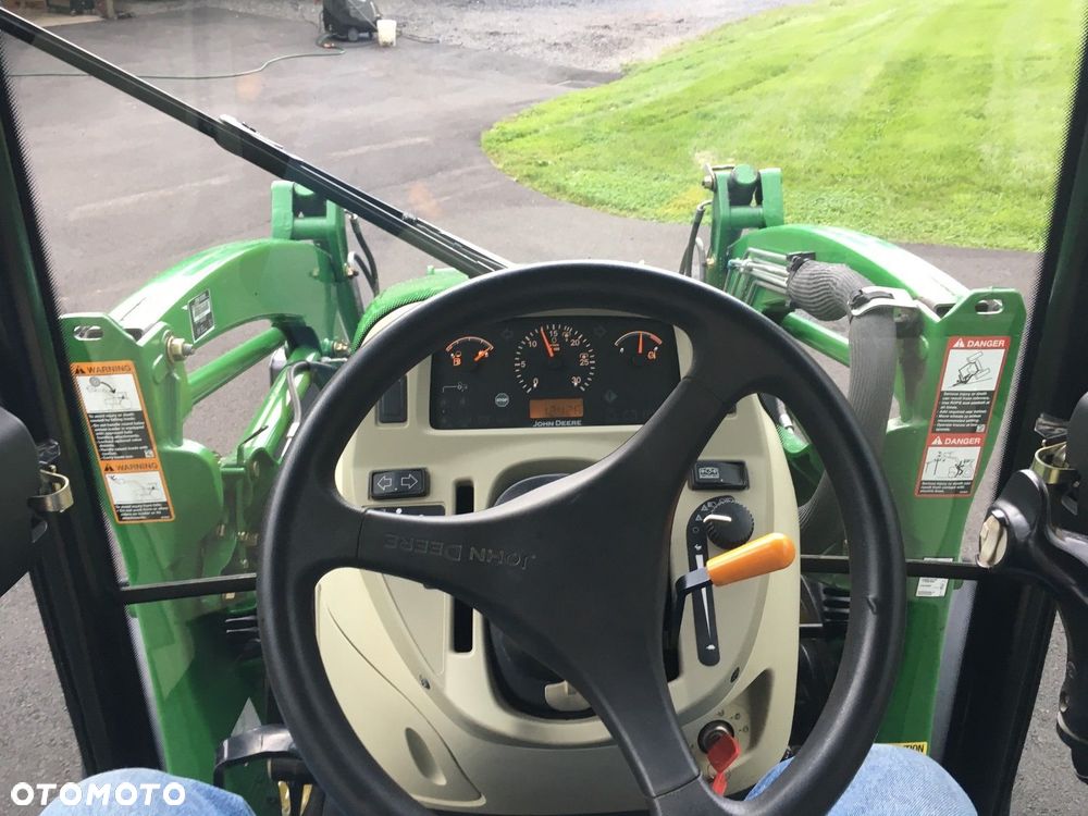 John Deere 4720 - 7