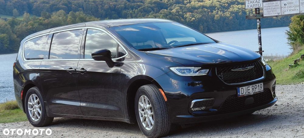 Chrysler Pacifica - 5
