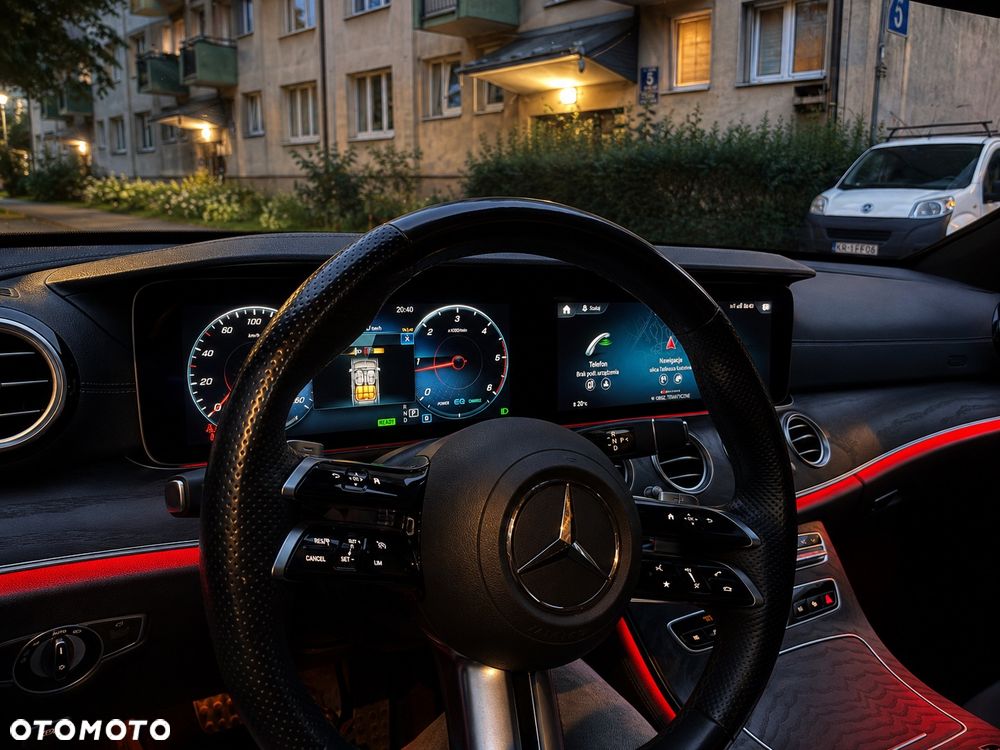 Mercedes-Benz Klasa E 220 d 4-Matic AMG - 5