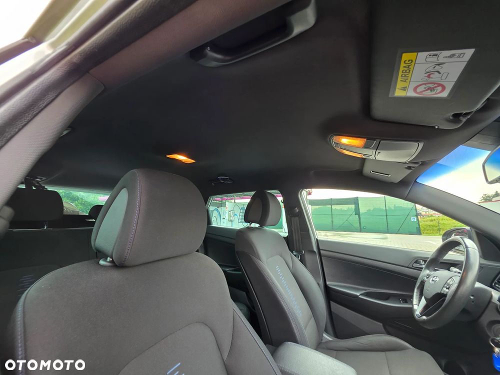 Hyundai Tucson 1.6 GDI BlueDrive GO 2WD - 14