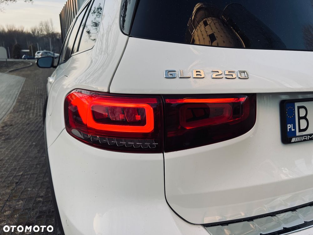 Mercedes-Benz GLB 250 4Matic 8G-DCT Edition AMG Line - 20