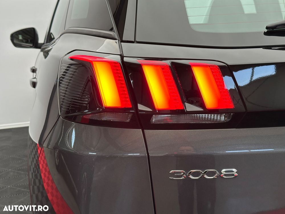 Peugeot 3008 1.2 PureTech Turbo S&S EAT8 Active - 37