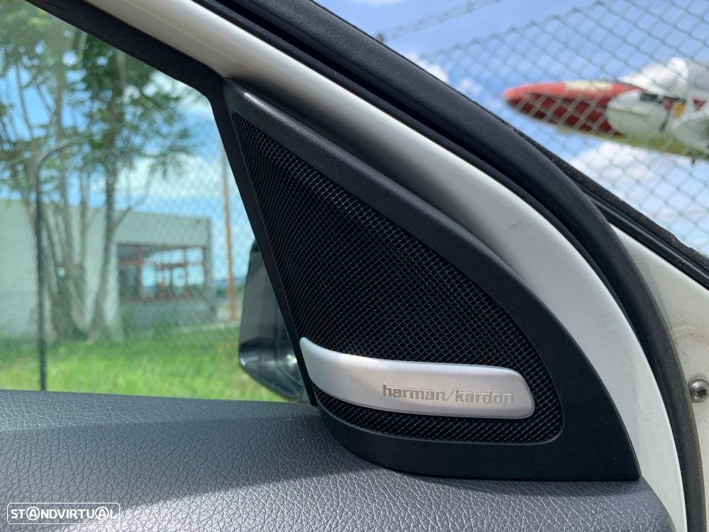 Mercedes-Benz A 45 AMG 4-Matic - 36