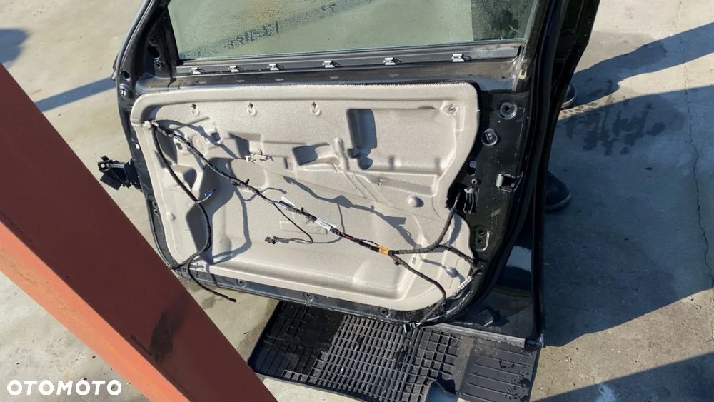 DRZWI PRAWY PRZÓD BMW E60 E61 KOLOR 475 - 4