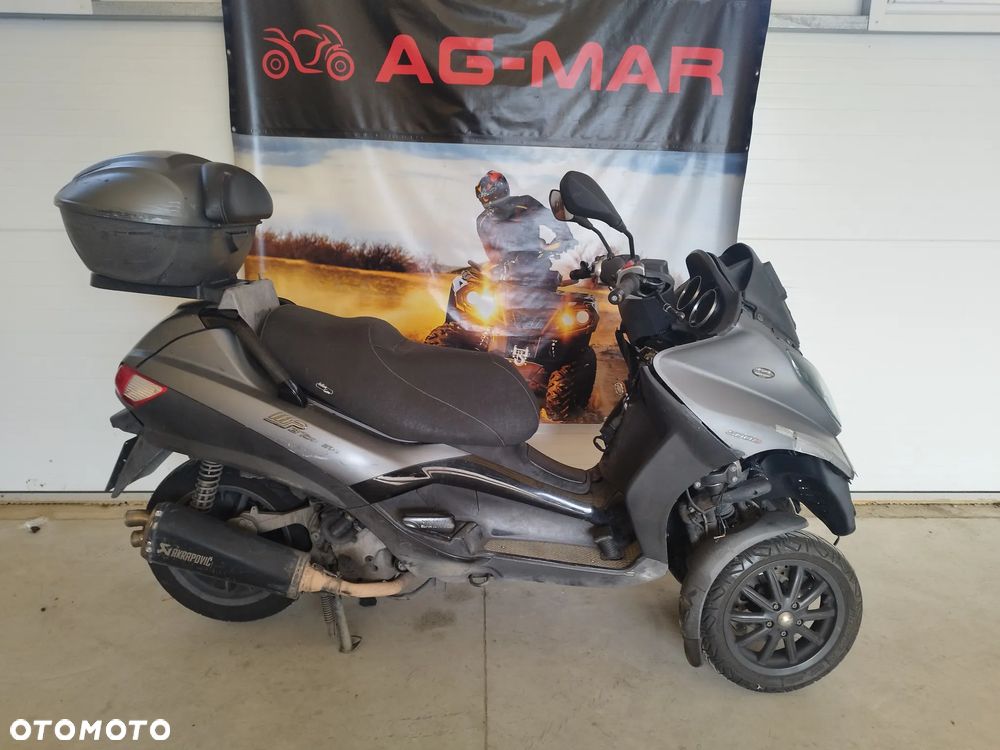 Piaggio MP-3 - 4