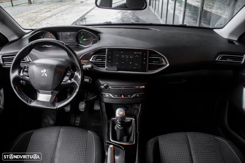 Peugeot 308 SW BlueHDi 130 Stop & Start Active - 28