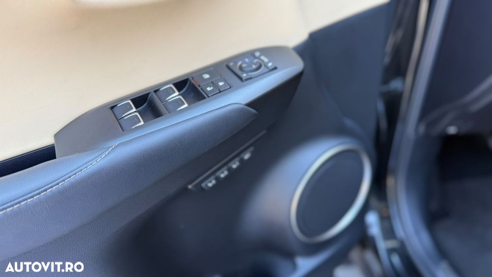 Lexus Seria NX - 13