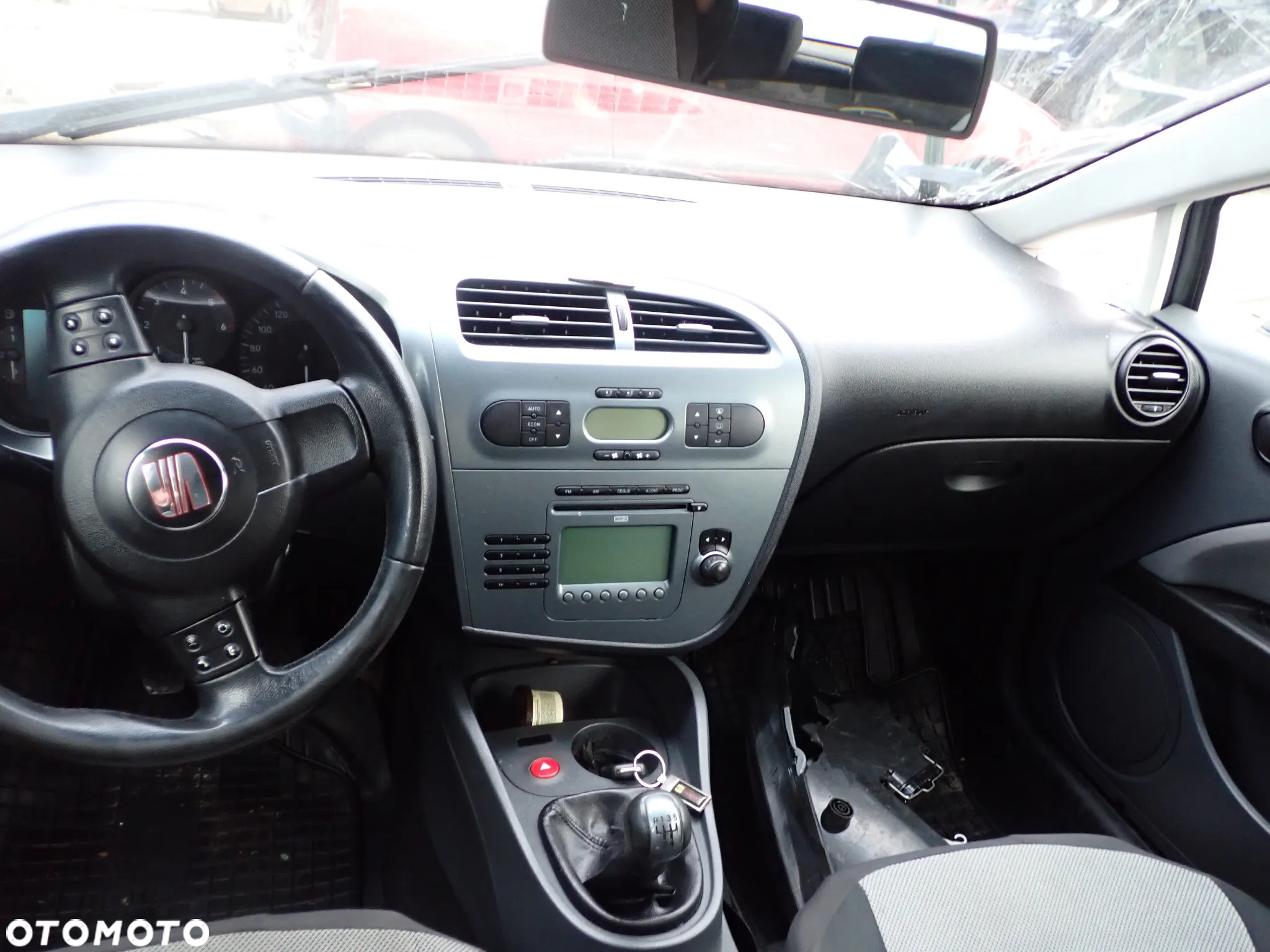 CZĘŚCI -Seat Leon II 1,9TDI BXE 105KM 5B JCR HB 5D 2007r. lakier LS7Z INDEX - 8106 - 5