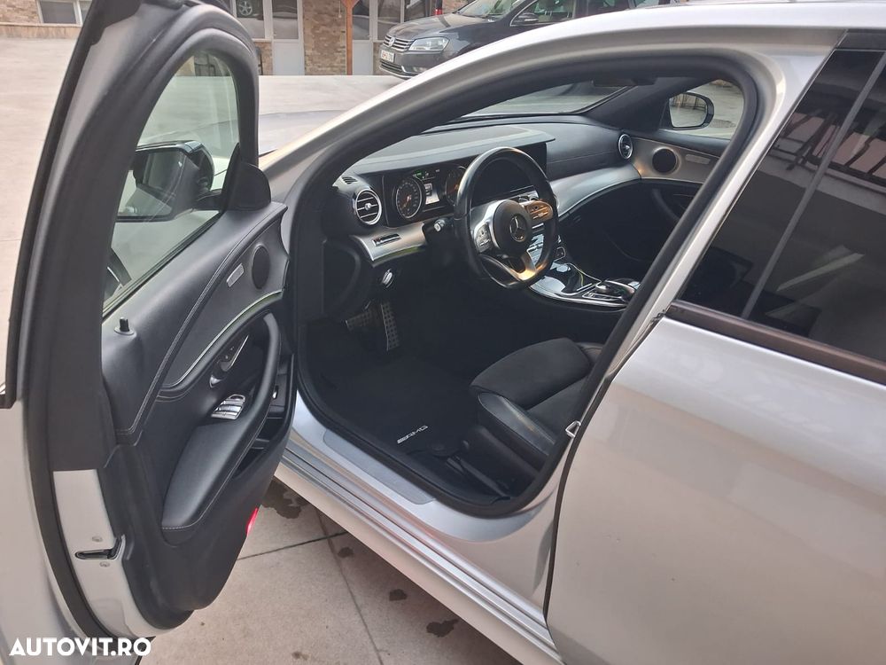 Mercedes-Benz E - 16