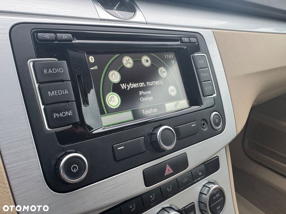 Volkswagen Passat Alltrack - 25