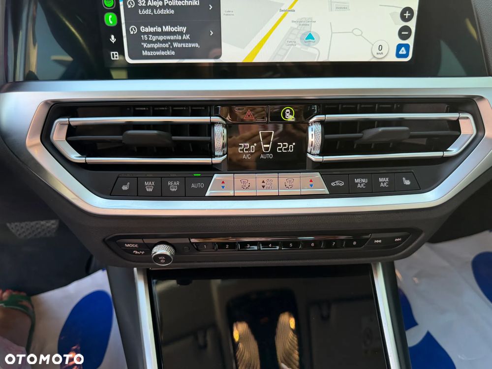 BMW Seria 3 318d mHEV - 22