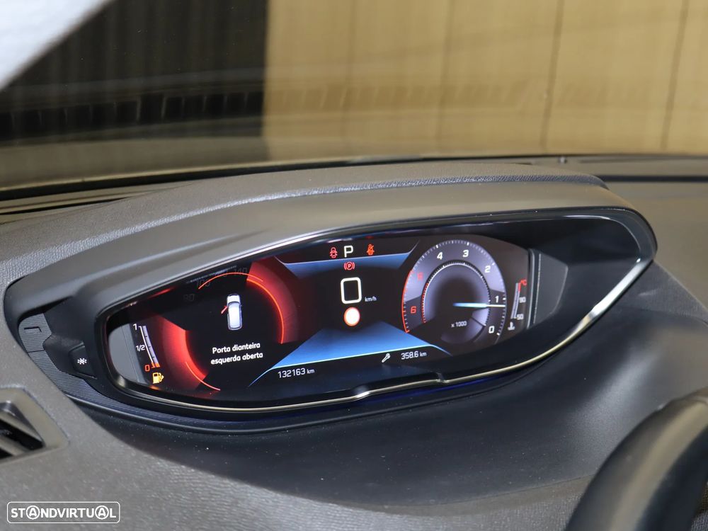 Peugeot 3008 BlueHDi 130 Stop & Start EAT8 Allure - 25