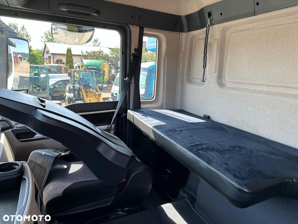 MAN TGS 26.500 6x2 - 11