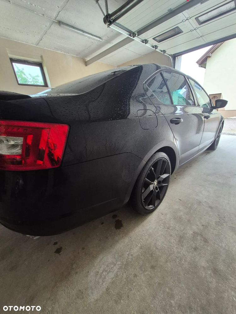 Skoda Octavia 2.0 TSI RS - 8