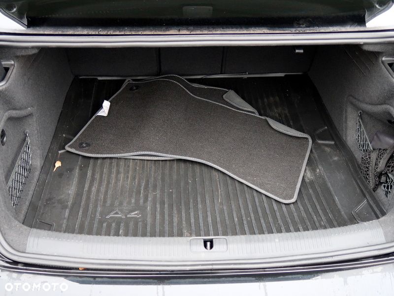 Audi A4 Limousine 45 TFSI quattro S tronic S line - 30