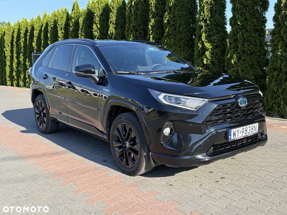 Toyota RAV4 2.5 Hybrid Black Edition by JBL 4x4 - 2