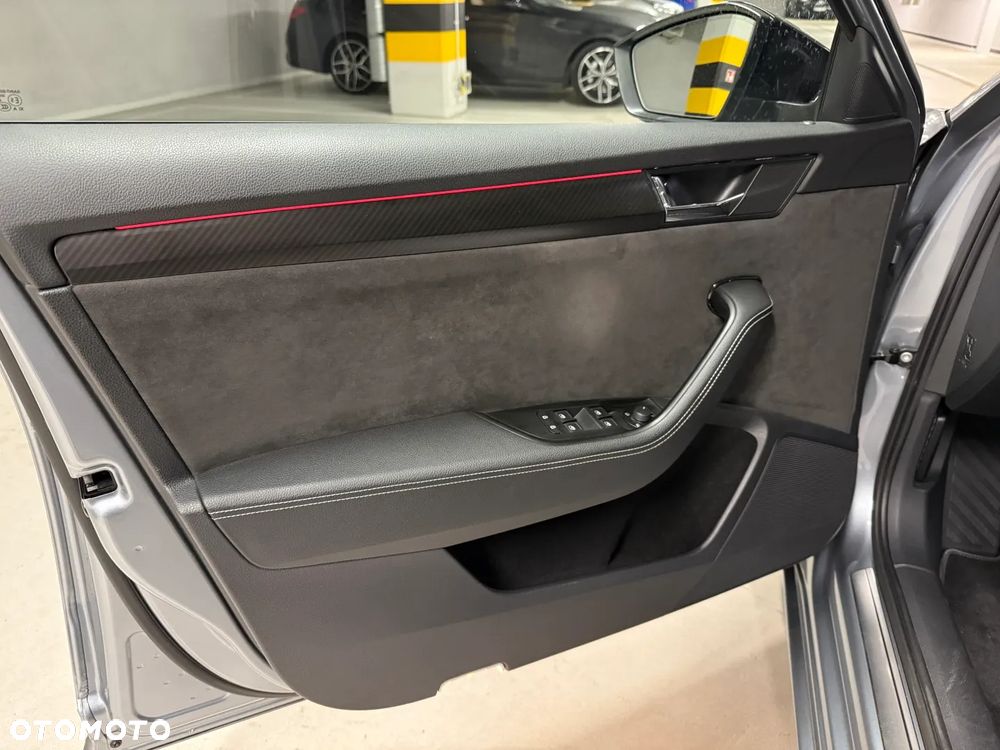 Skoda Superb 1.5 TSI Sportline DSG - 11