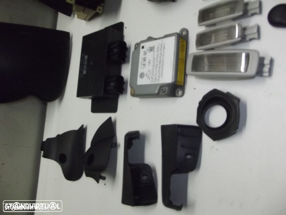 vw passat mod.97 a 2002 varias pequenas peças - 8