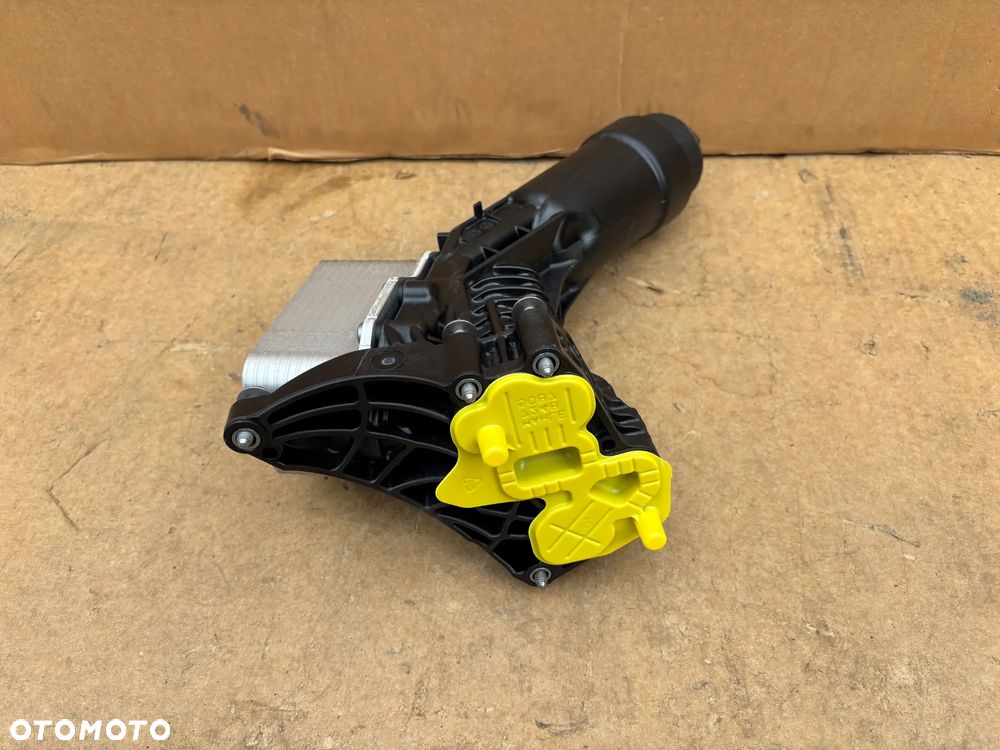 Nowa Oryginalna BMW Obudowa Filtra Oleju Podstawa Filtr Oleju Chłodniczka Oleju X3 G01 X4 G02 X5 G05 3 G20 5 G30 11428580415 8580415 2.0 Diesel 18D 20D 25D 72435984 - 7