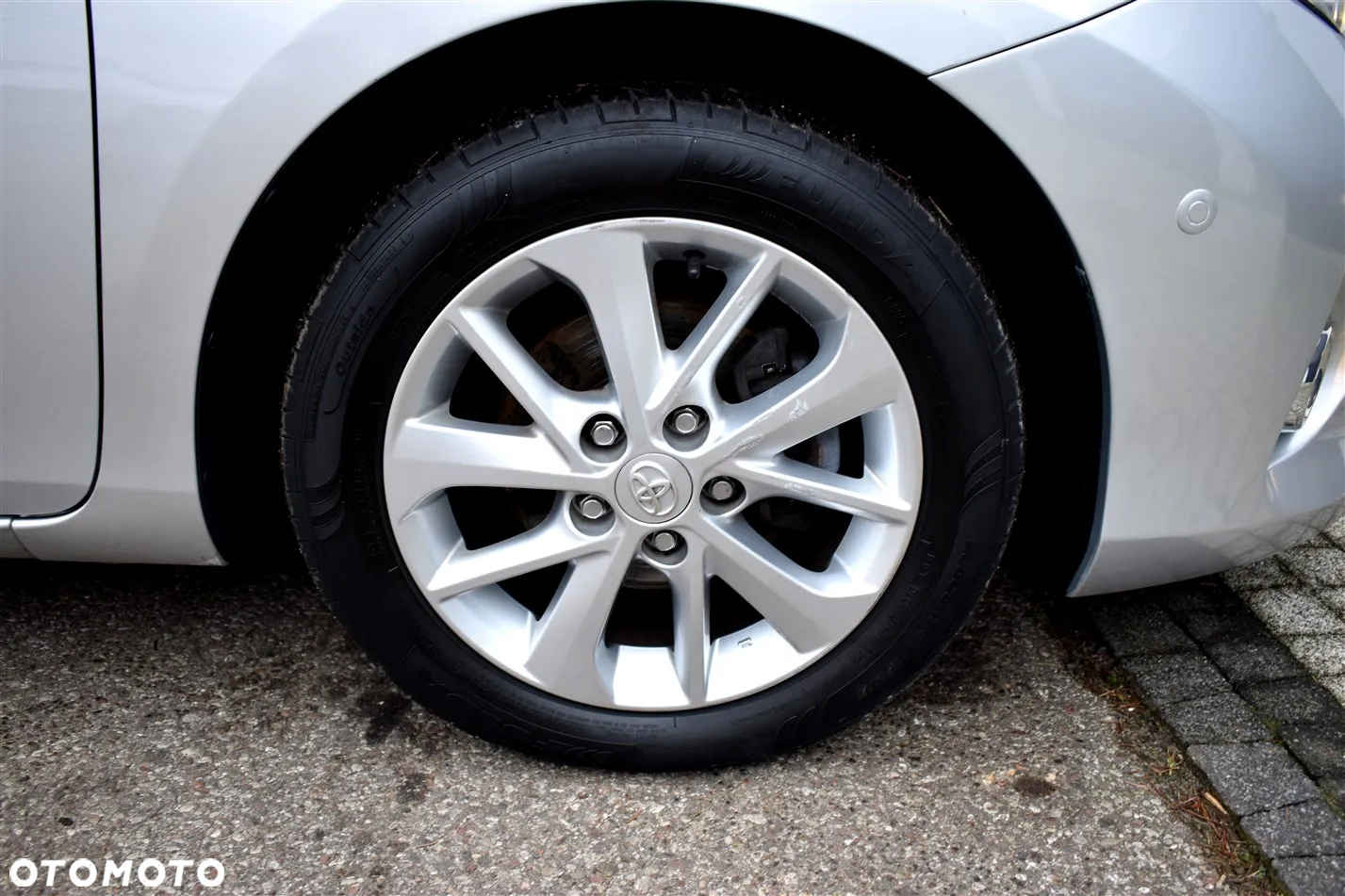 Toyota Auris 1.6 Sprint MS - 11