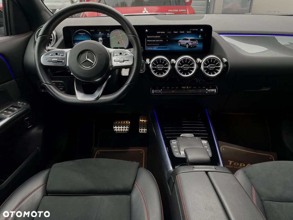 Mercedes-Benz GLA 250 AMG Line - 38