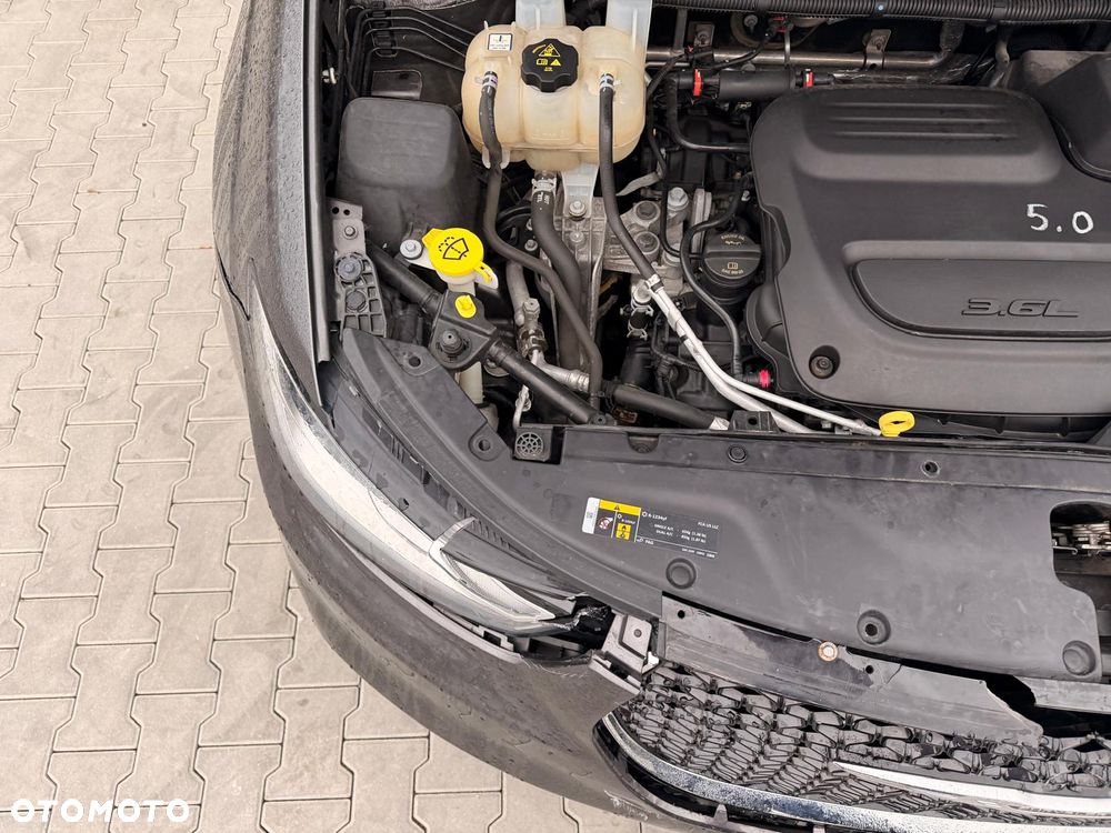 Chrysler Pacifica - 19