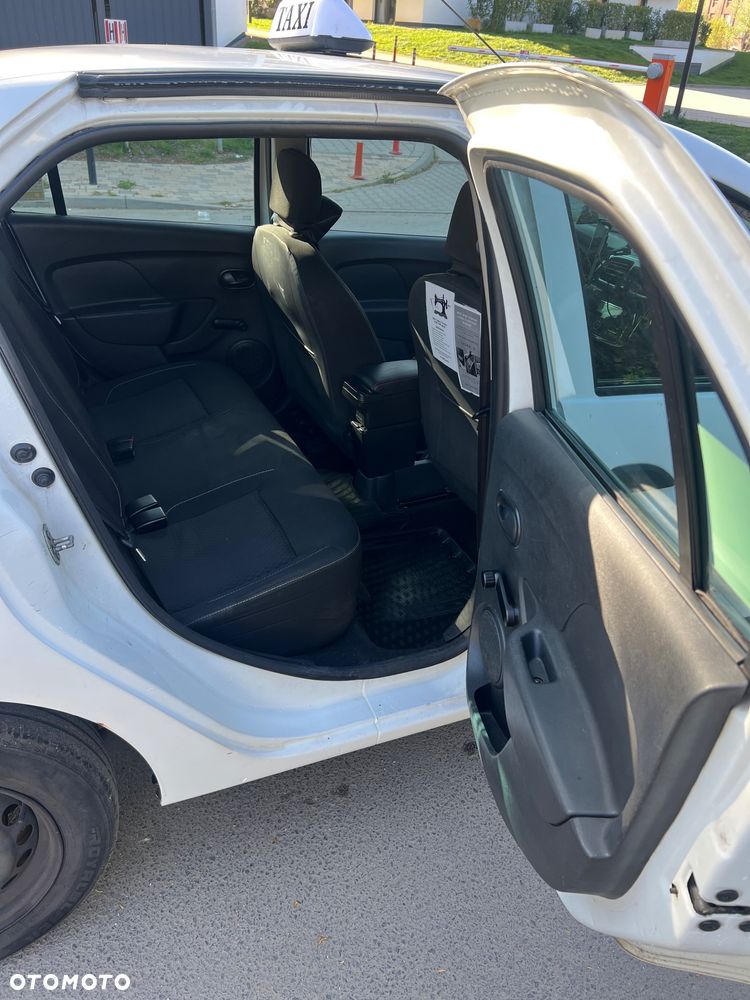 Dacia Logan TCe 90 (S&S) Comfort - 6