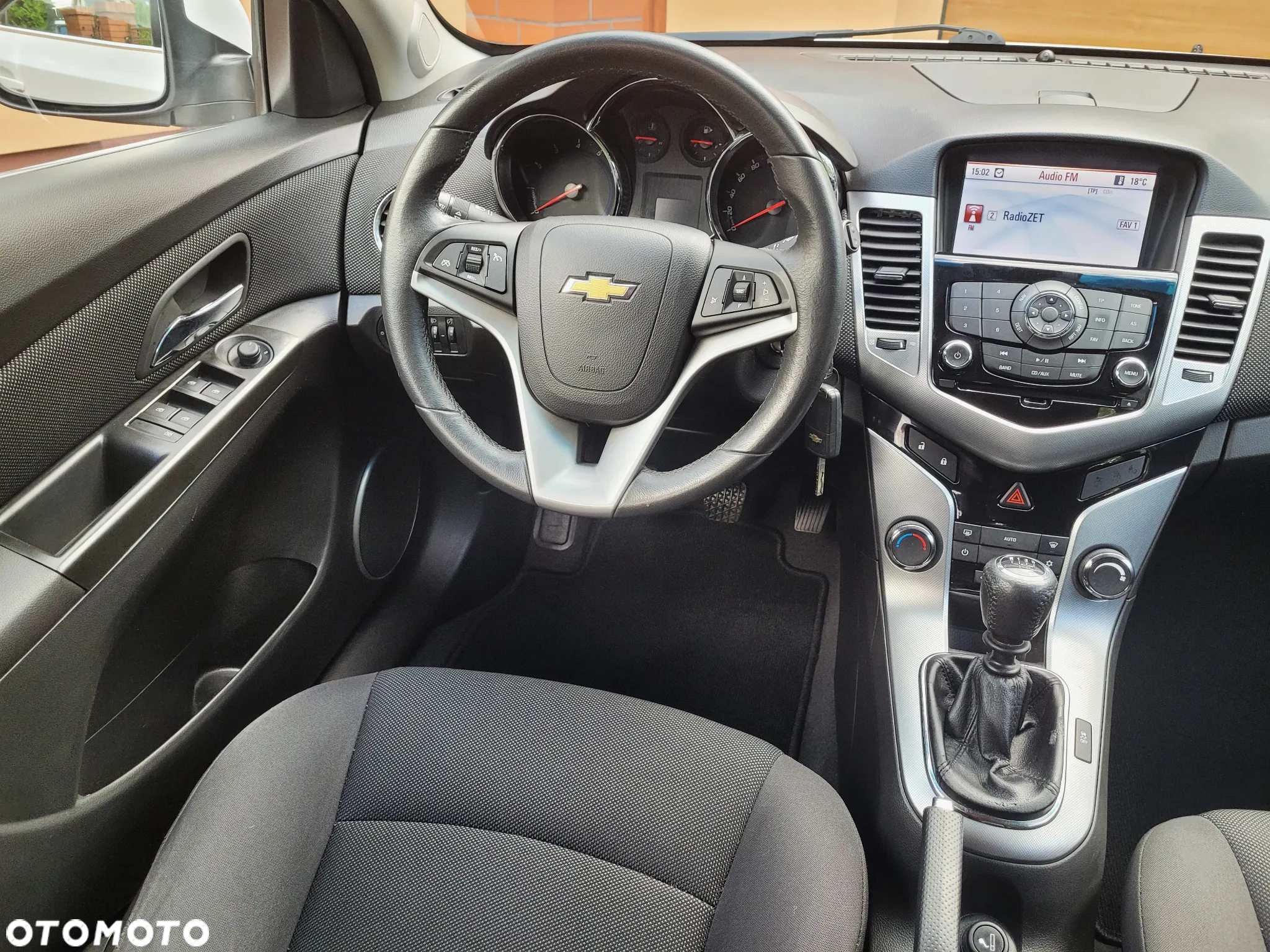Chevrolet Cruze 1.8 LT+ - 11