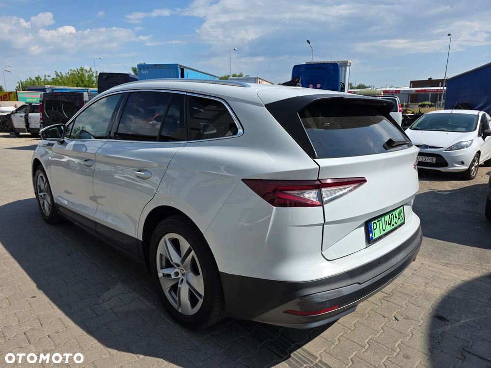 Skoda Enyaq 80 82kWh Sportline Advanced - 3