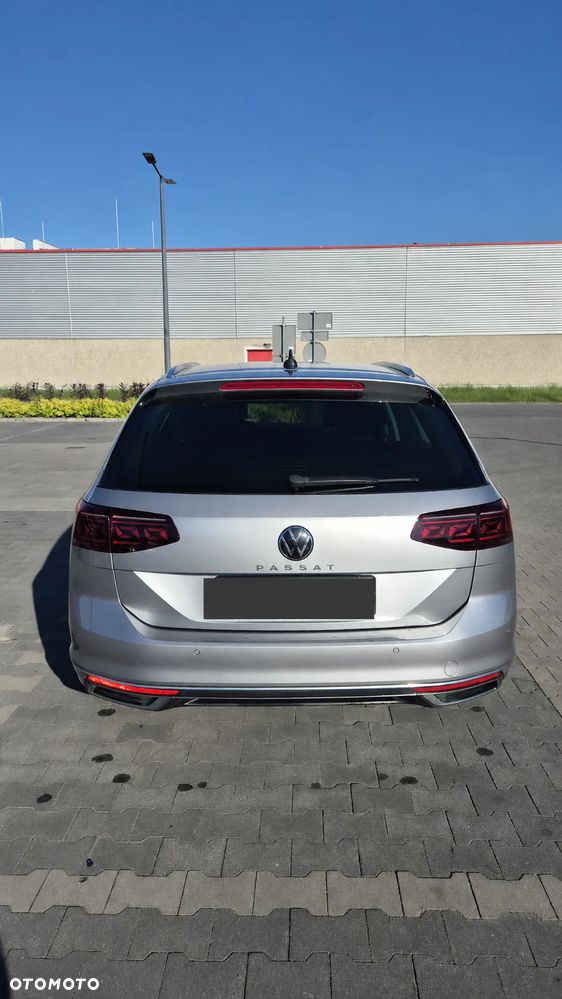 Volkswagen Passat 2.0 TDI EVO Business DSG - 3