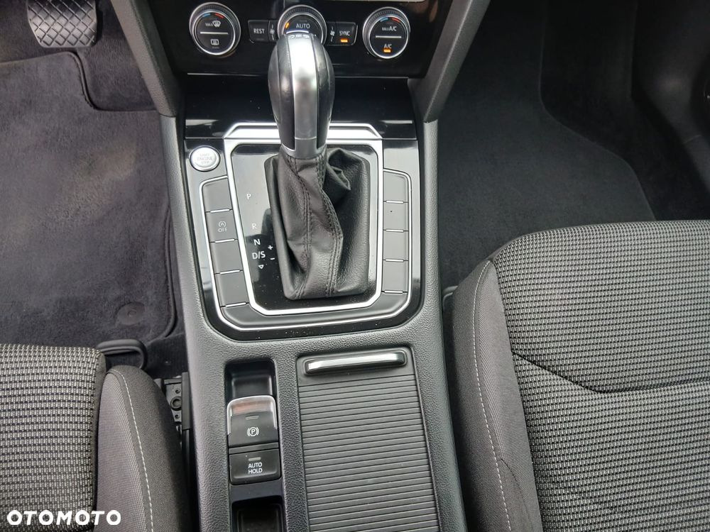 Volkswagen Arteon 1.5 TSI ACT OPF DSG Elegance - 28