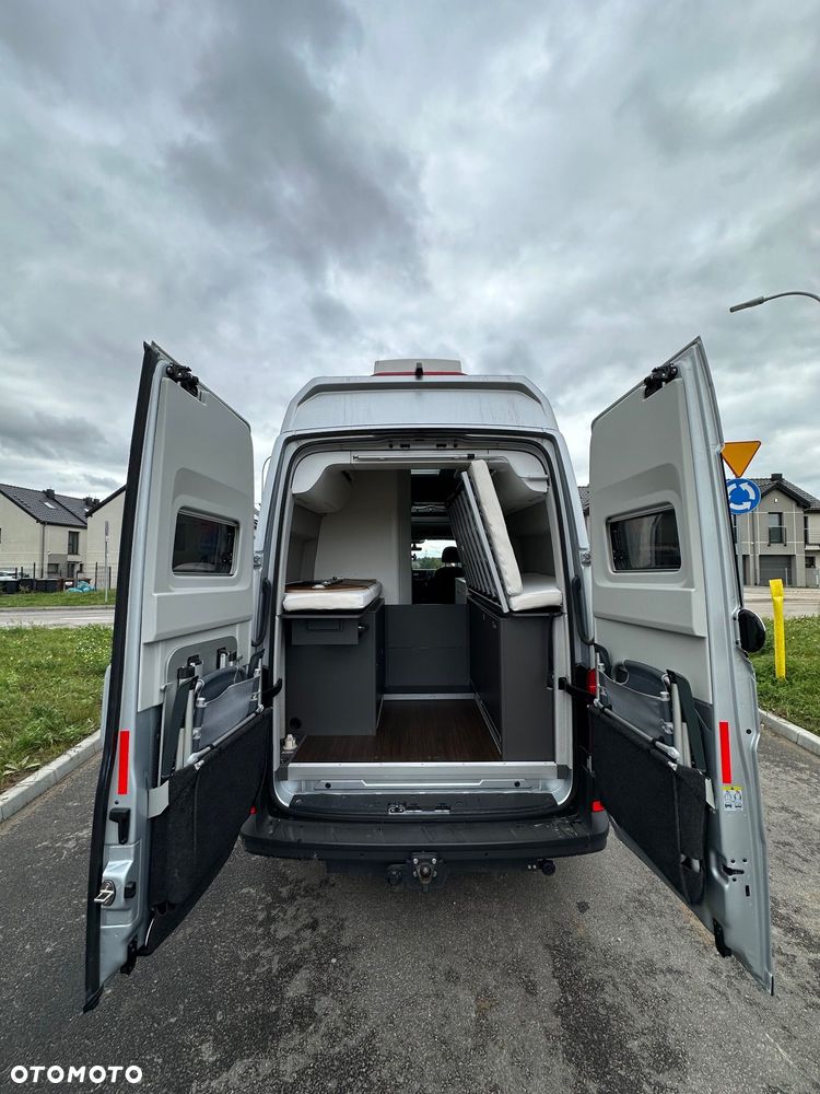 Volkswagen Grand California - 8
