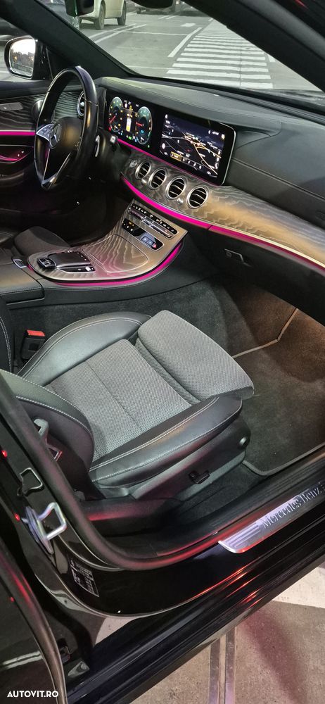 Mercedes-Benz E 300 de Aut. - 9