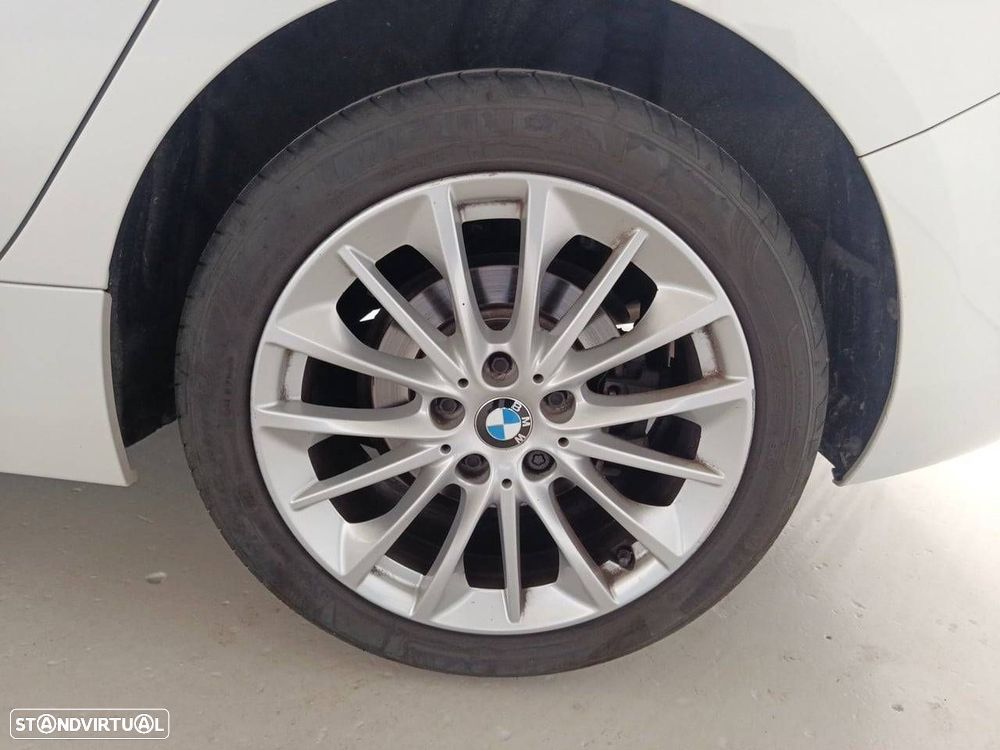 BMW 116 d Auto - 11