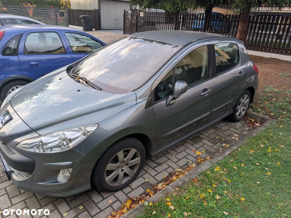Peugeot 308 2008 photo 2