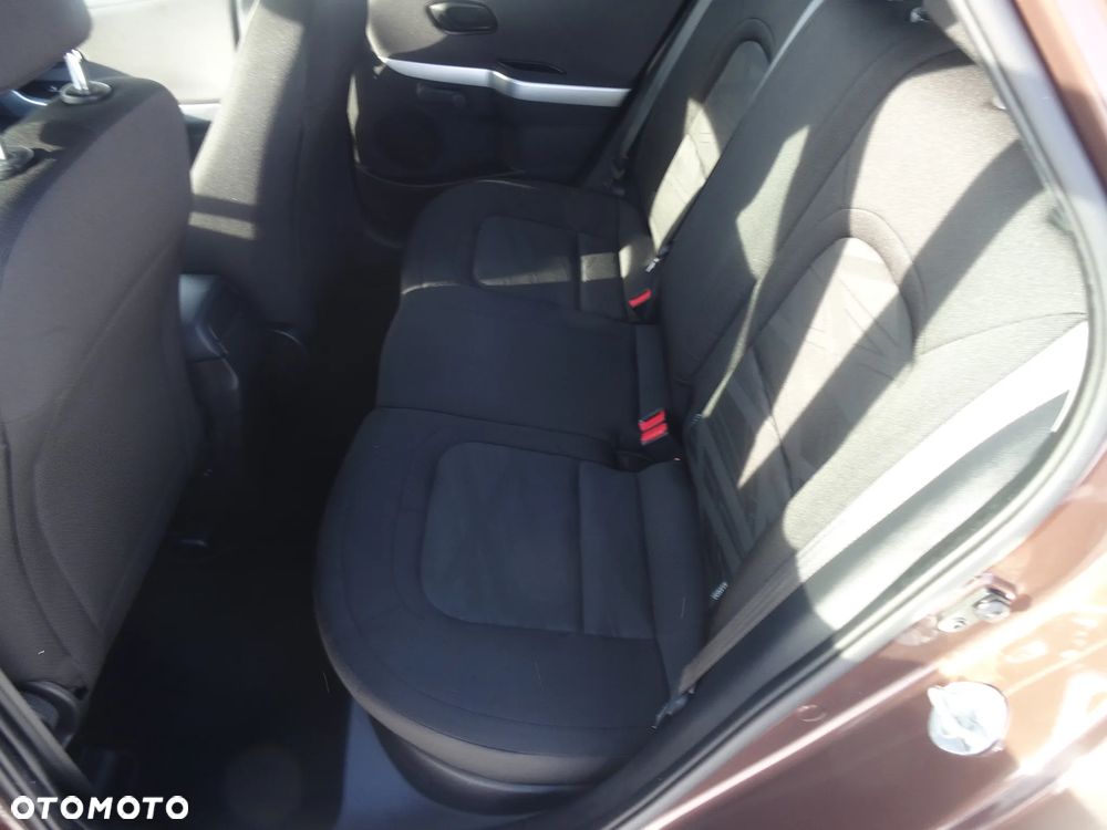 Kia Ceed 1.4 CVVT Attract - 13