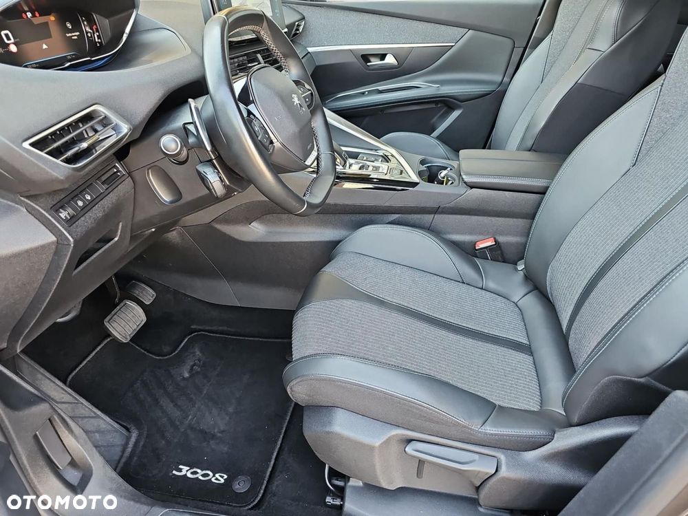 Peugeot 3008 1.2 PureTech GPF Allure S&S EAT8 - 23