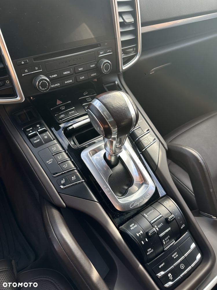 Porsche Cayenne S Diesel - 16
